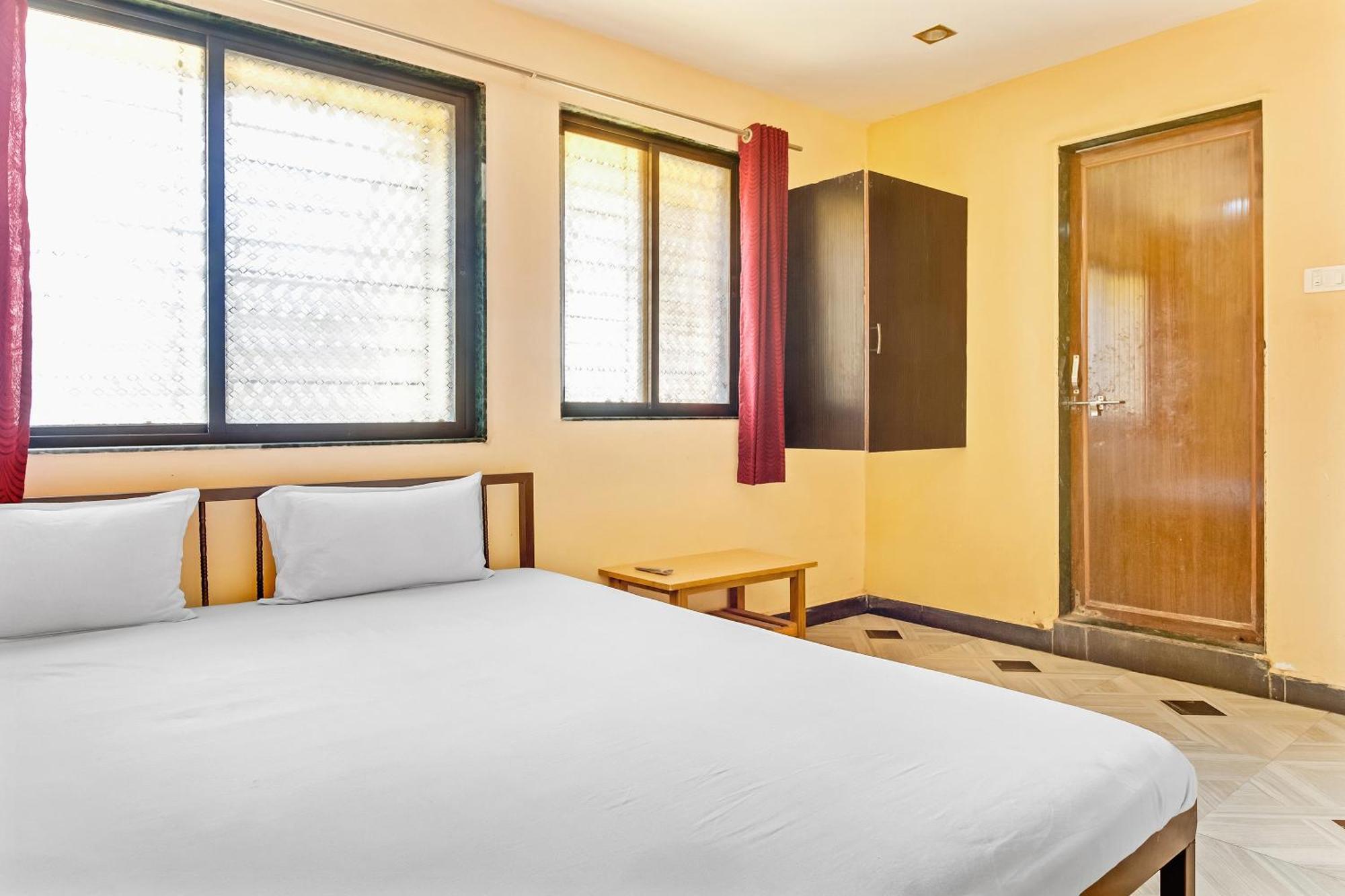 Hotel Spot On Harihar Lodging And Yatri Niwas Kolhapur Zewnętrze zdjęcie